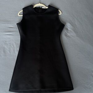 Chic Black Sleeveless Mini Dress